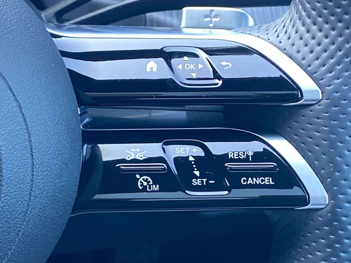 Used Mercedes-Benz C Class 2024 for sale - 78098352: Photo 37