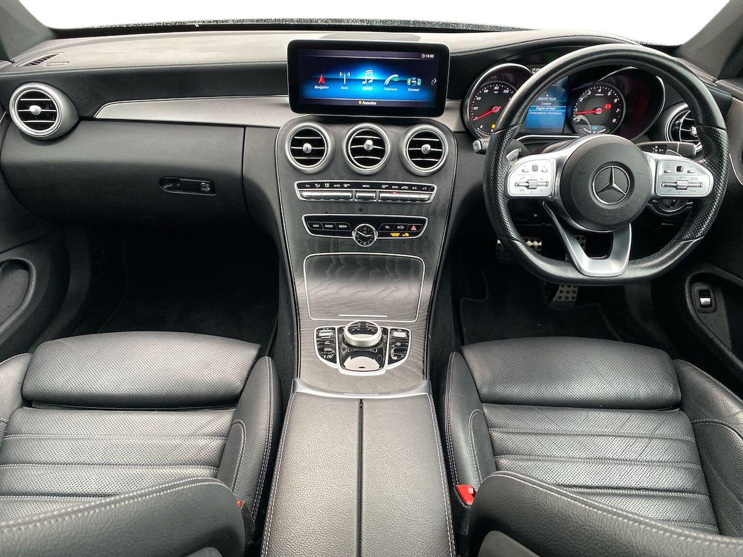 Used Mercedes-Benz C Class 2021 for sale - 76455203: Photo 8