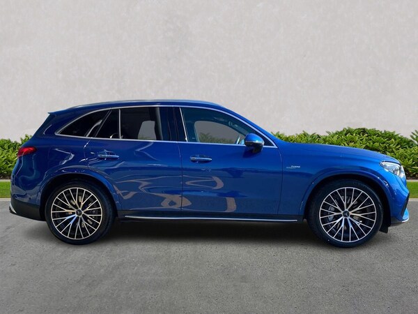 Used Mercedes-Benz GLC 2024 for sale - 76220435: Photo 3