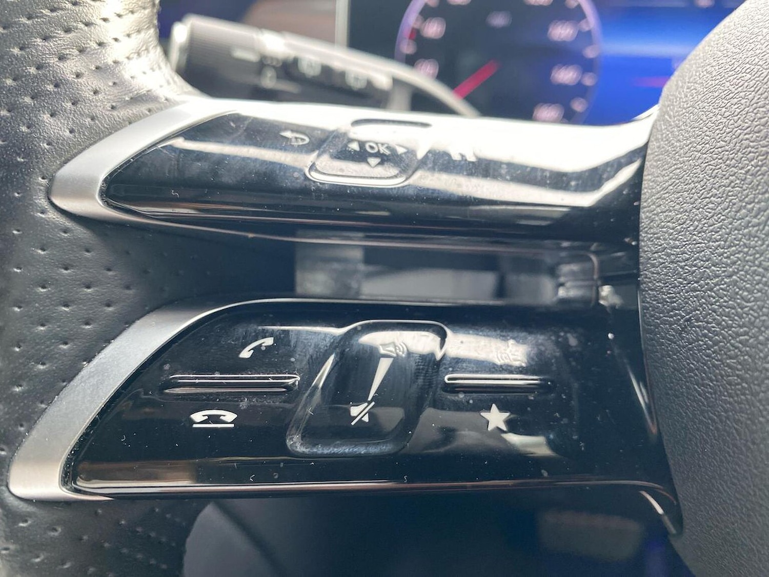 Used Mercedes-Benz GLC 2023 for sale - 76605514: Photo 26