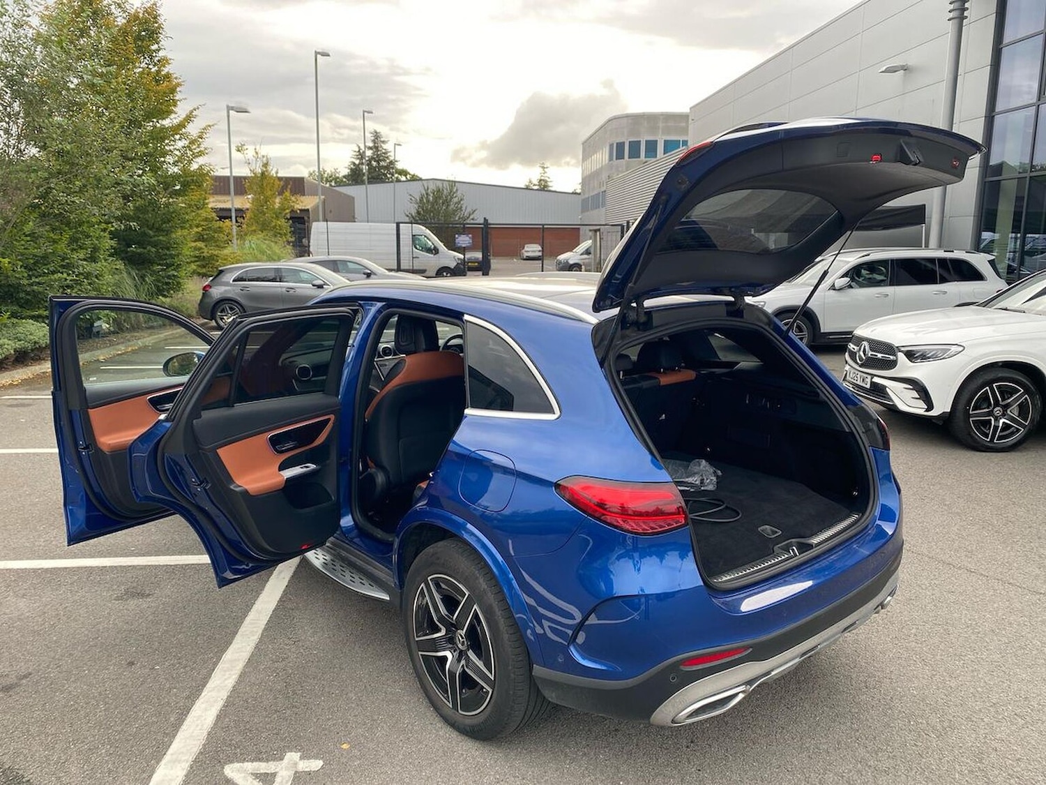 Used Mercedes-Benz GLC 2023 for sale - 76605514: Photo 40