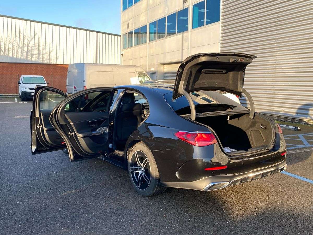 Used Mercedes-Benz E Class 2024 for sale - 77629360: Photo 21