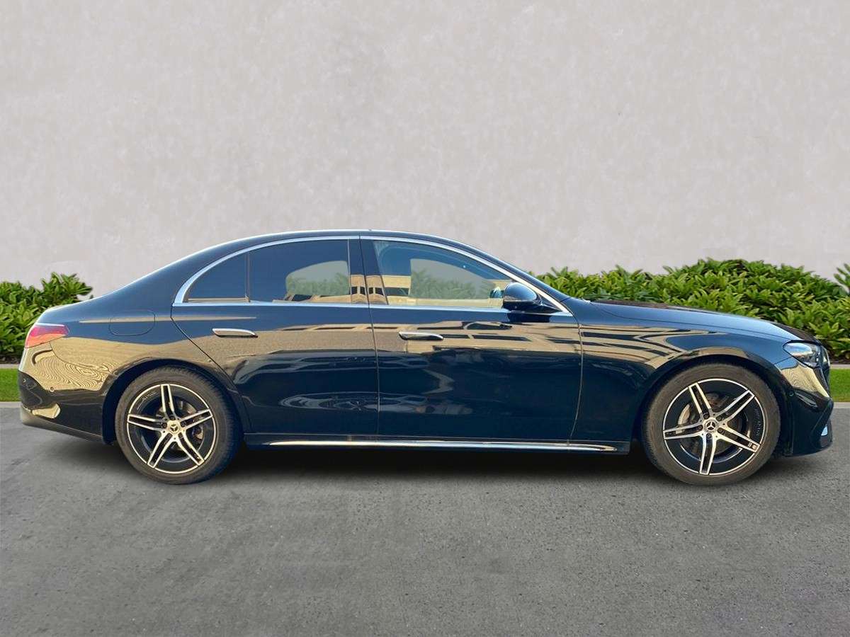 Used Mercedes-Benz E Class 2024 for sale - 77629360: Photo 3