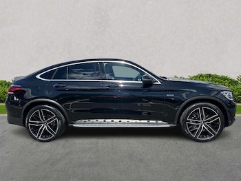 Used Mercedes-Benz GLC 2022 for sale - 79115084: Photo
