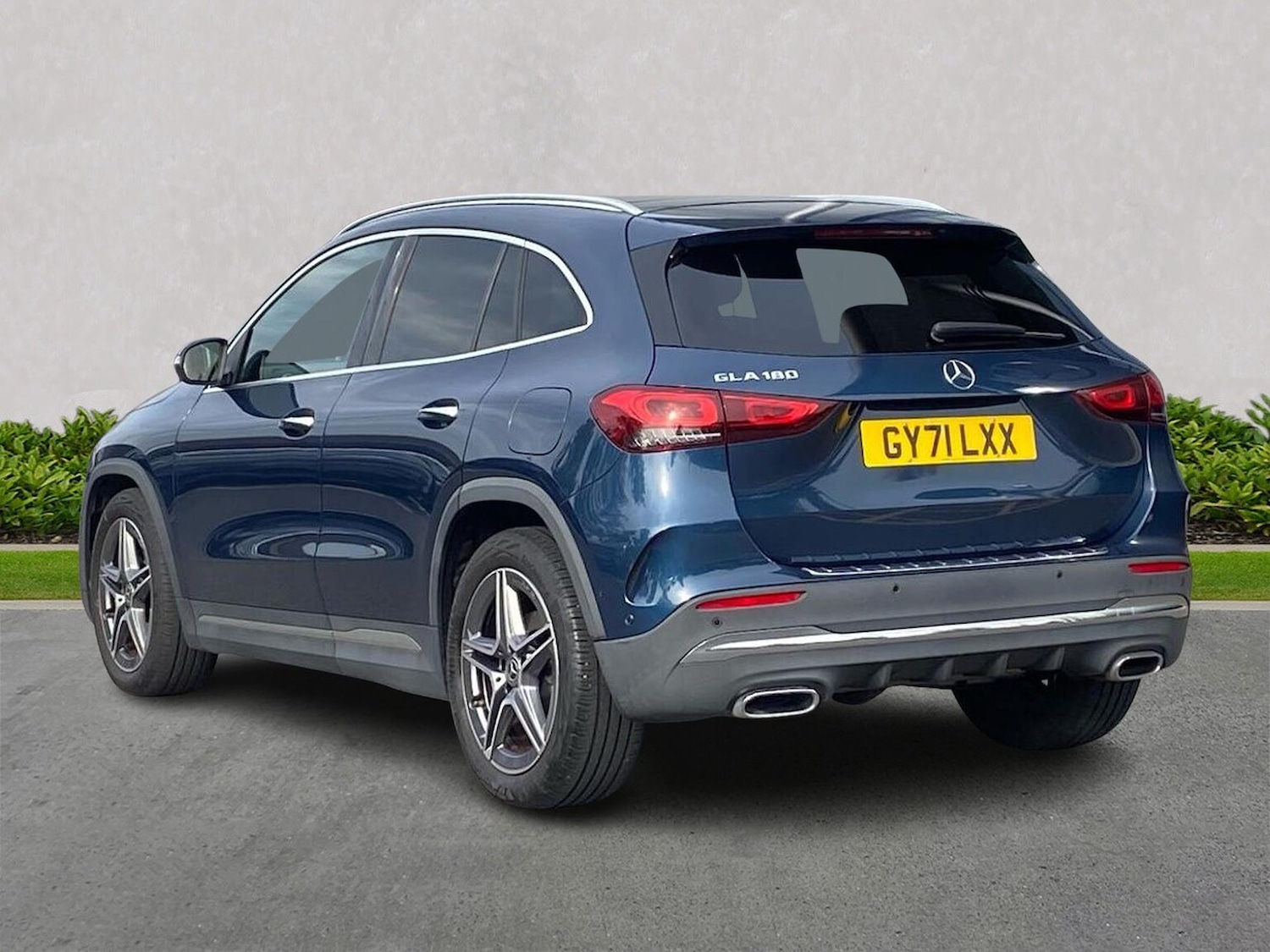 Used Mercedes-Benz GLA 2022 for sale - 76144222: Photo 2