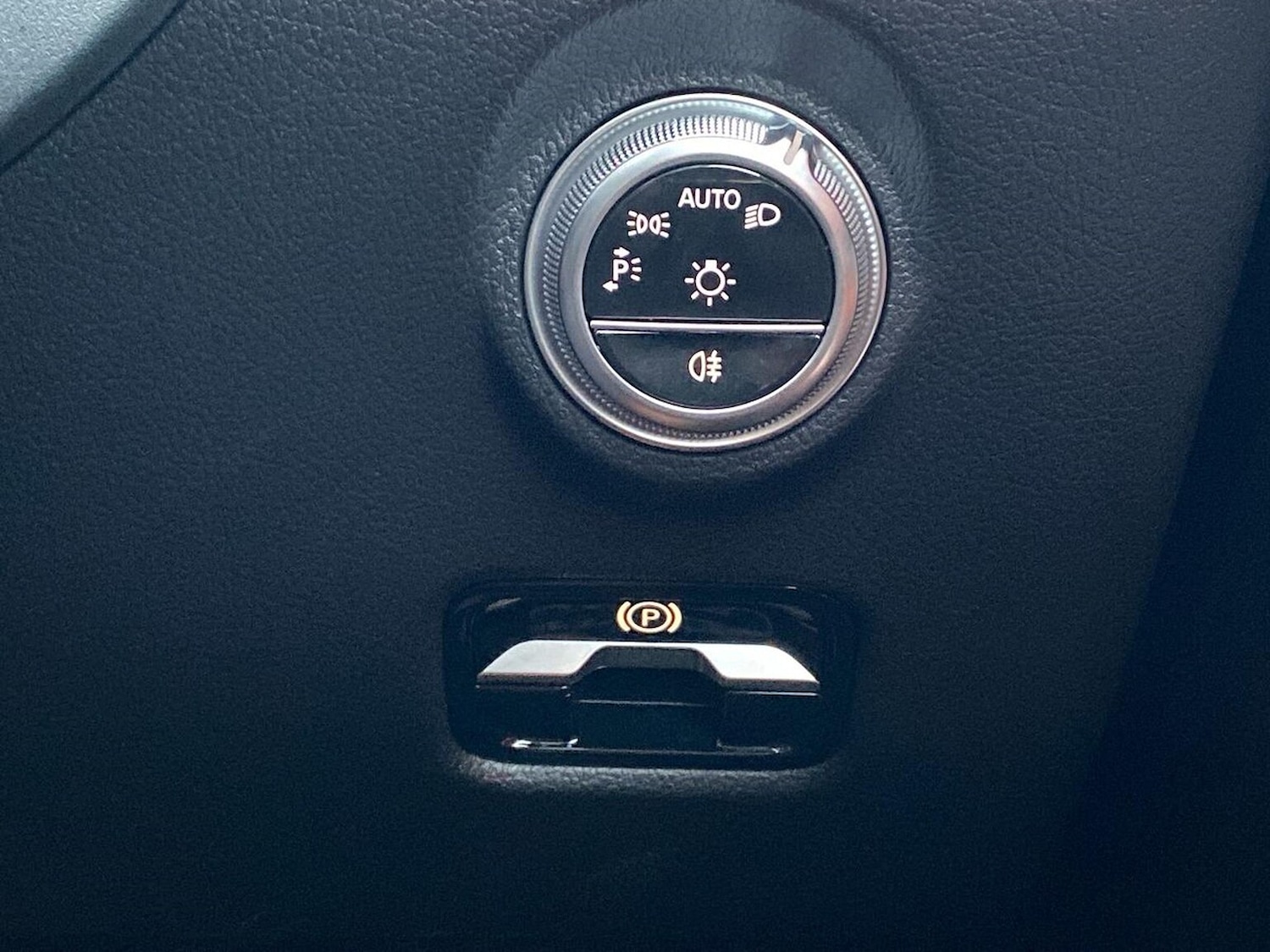 Used Mercedes-Benz C Class 2024 for sale - 76682614: Photo 22