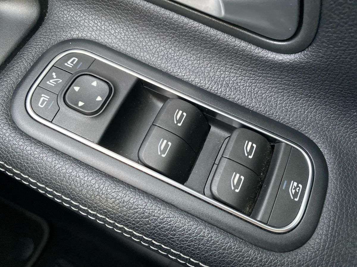 Used Mercedes-Benz CLA 2022 for sale - 78125252: Photo 30