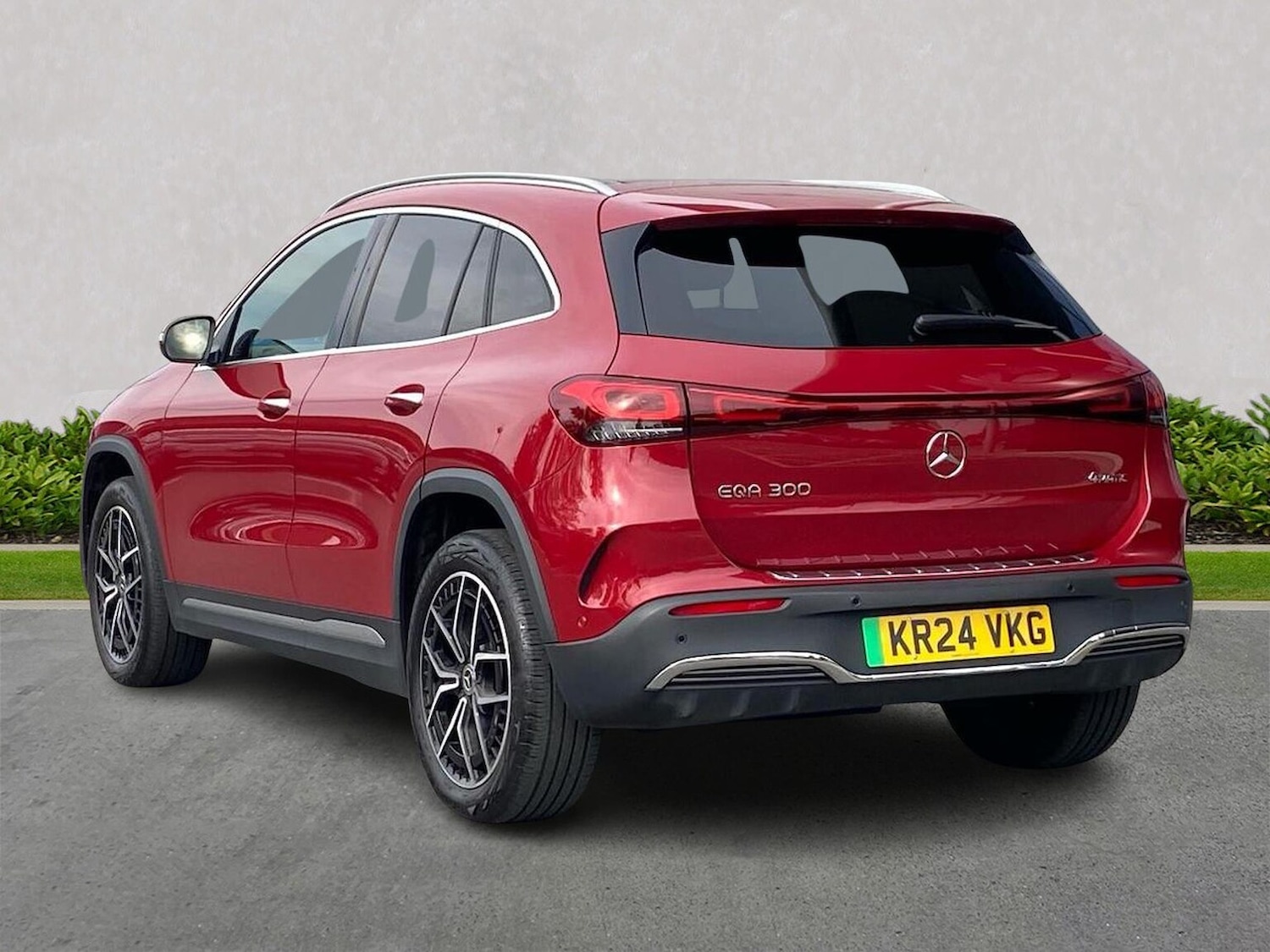 Used Mercedes-Benz EQA 2024 for sale - 76149409: Photo 3