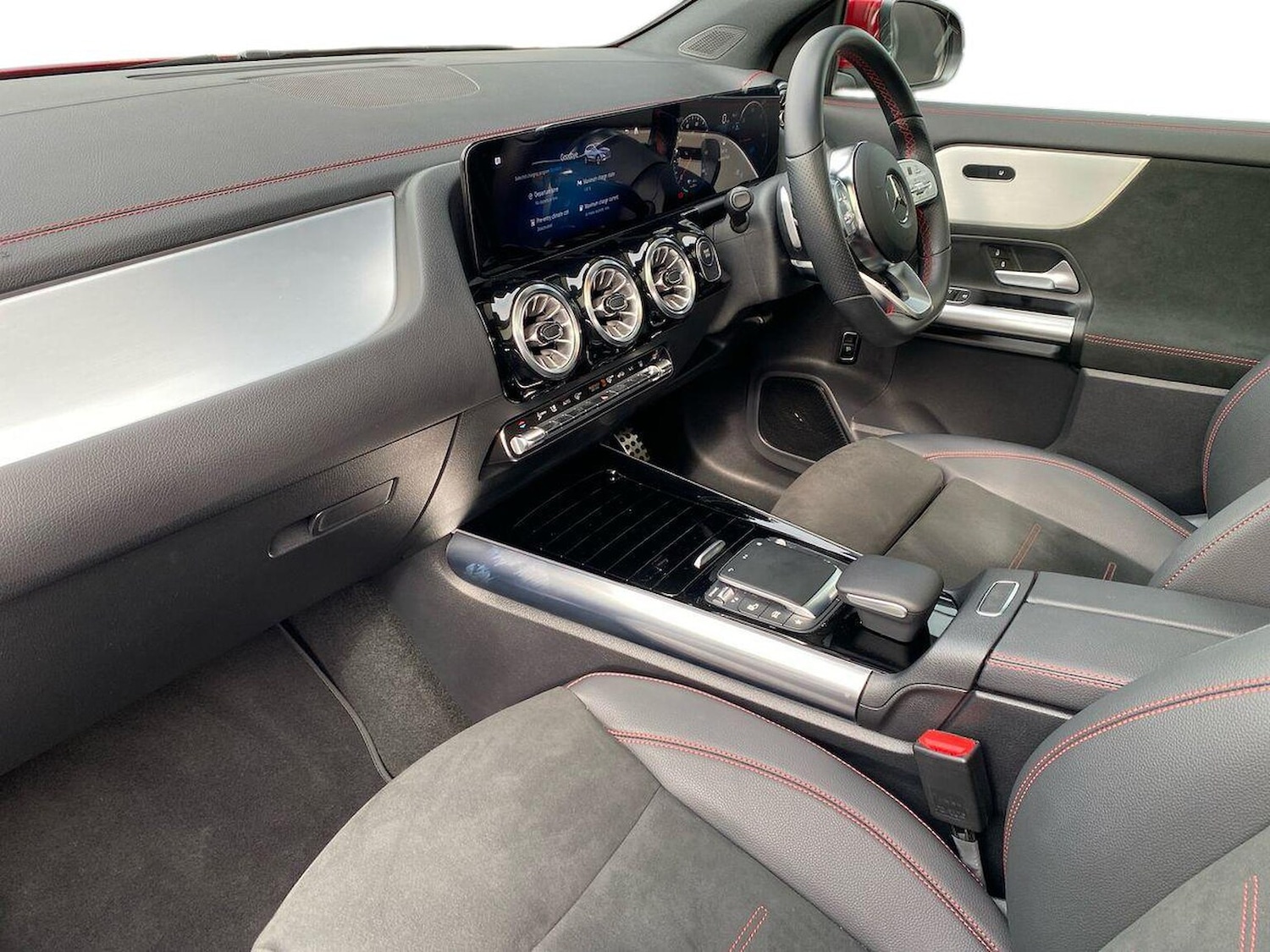 Used Mercedes-Benz EQA 2024 for sale - 76149409: Photo 8