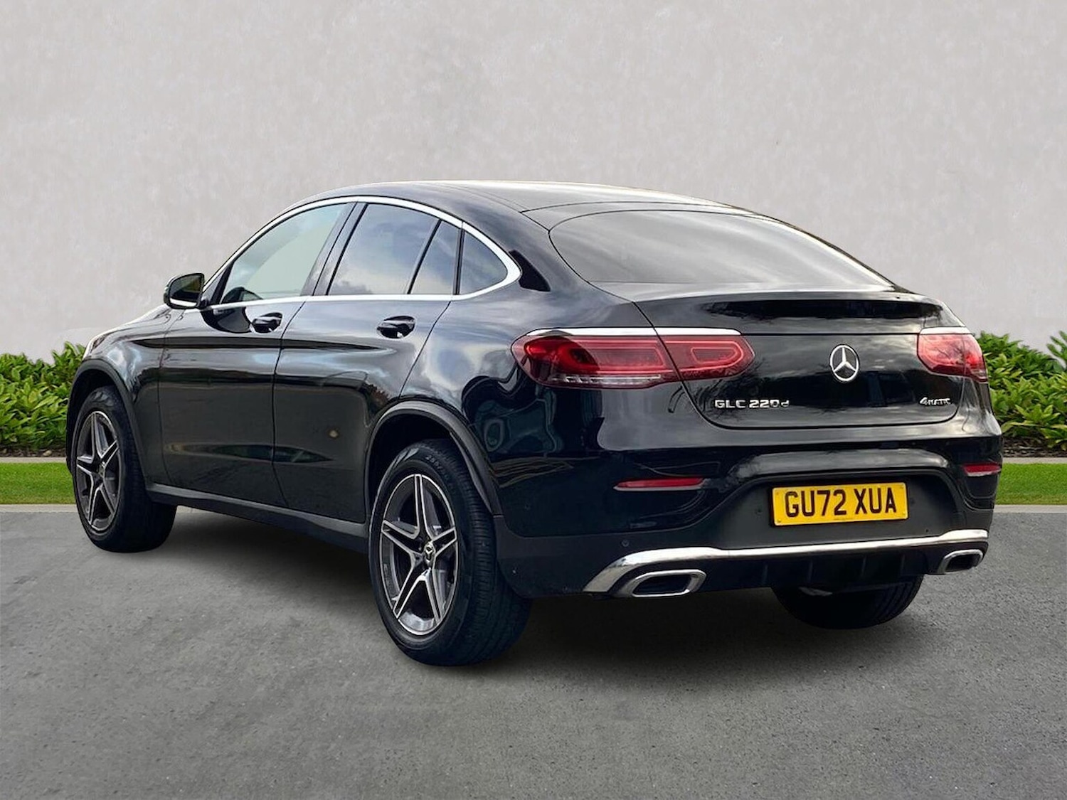 Used Mercedes-Benz GLC 2022 for sale - 76470970: Photo 2