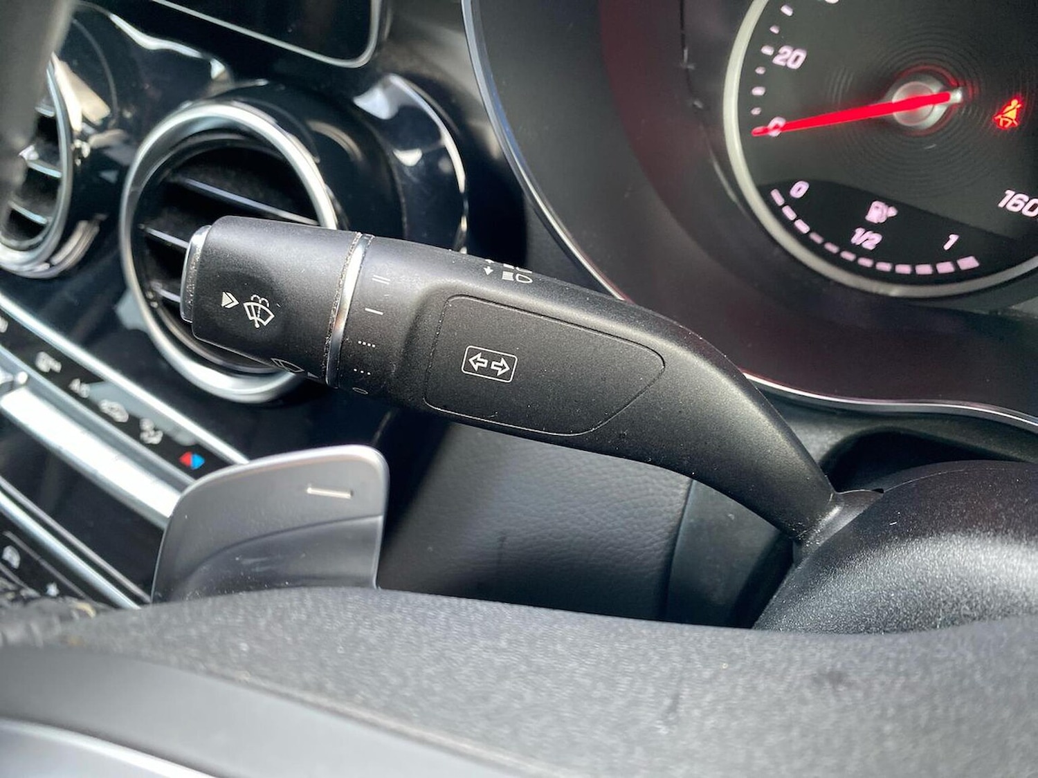 Used Mercedes-Benz GLC 2022 for sale - 76470970: Photo 28