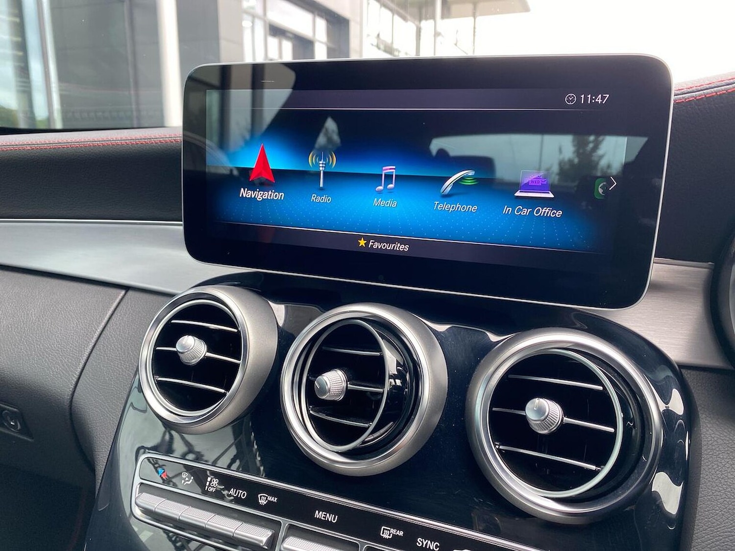 Used Mercedes-Benz C Class 2019 for sale - 76313880: Photo 11