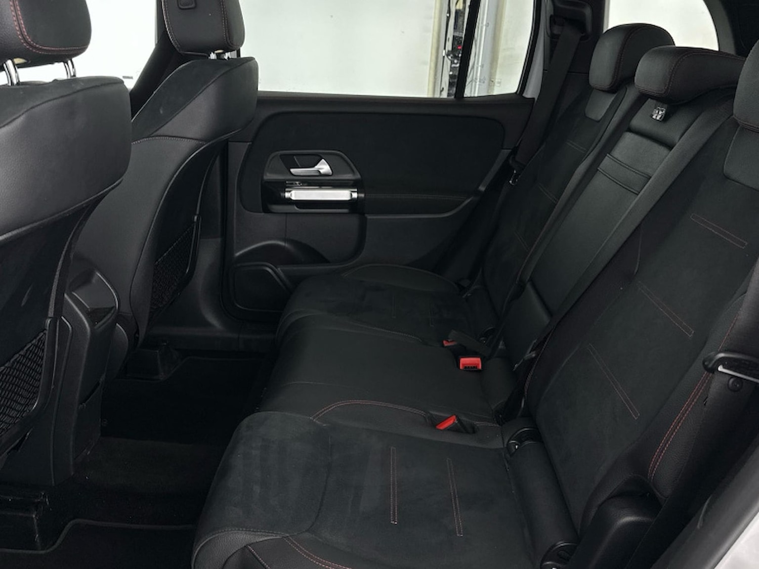 Used Mercedes-Benz GLB 2024 for sale - 76490551: Photo 8