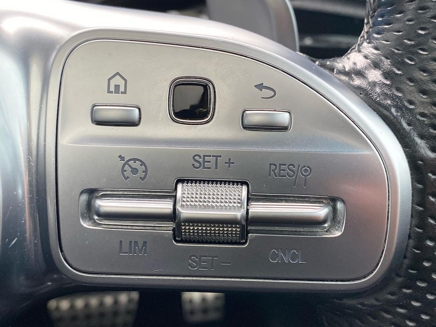 Used Mercedes-Benz A-Class 2019 for sale - 76536597: Photo 27