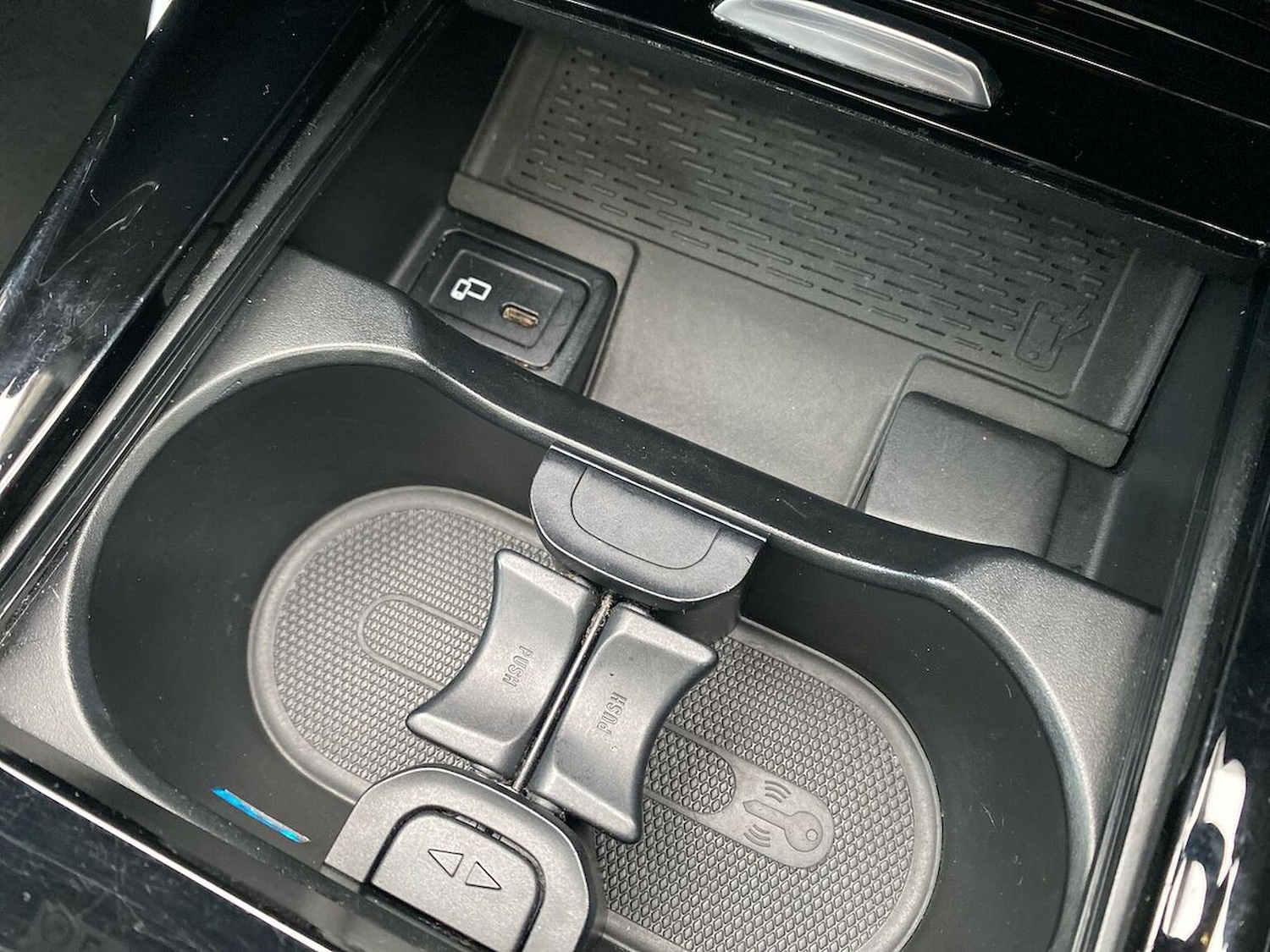 Used Mercedes-Benz A-Class 2019 for sale - 76536597: Photo 32