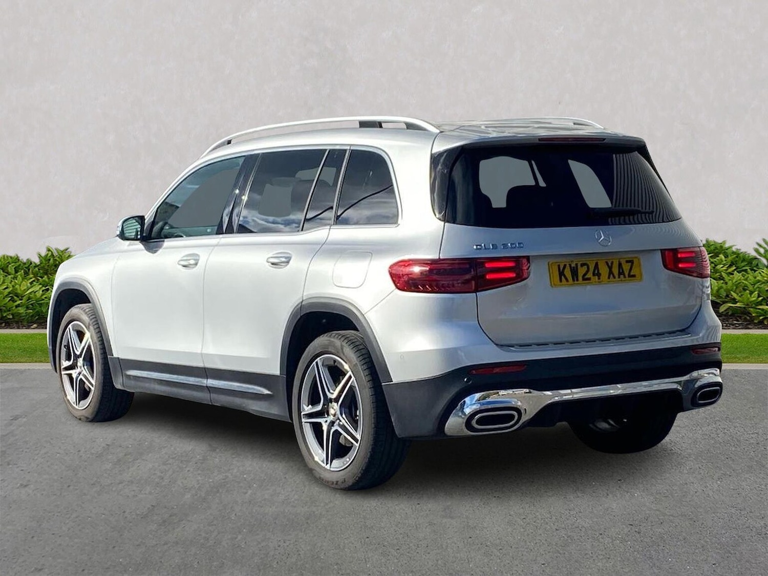 Used Mercedes-Benz GLB 2024 for sale - 76380300: Photo 2