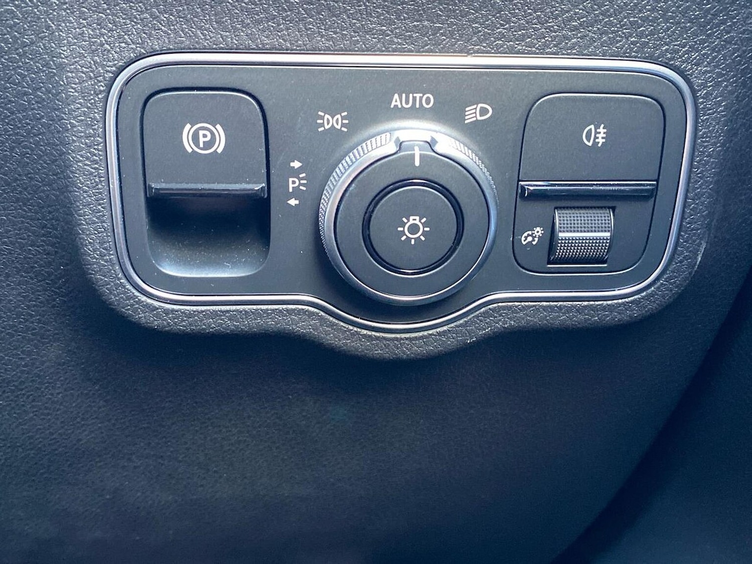 Used Mercedes-Benz GLB 2024 for sale - 76380300: Photo 22