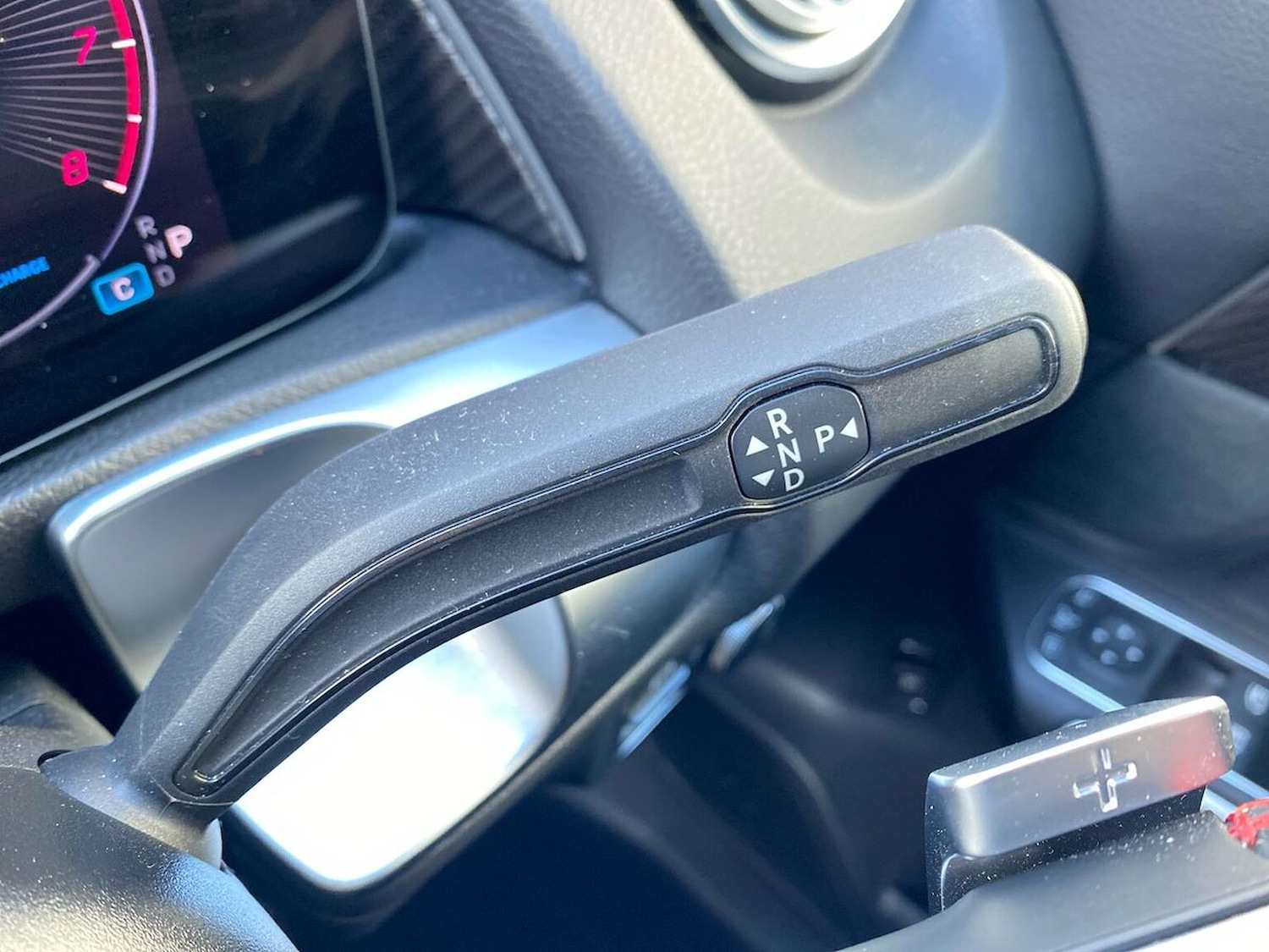 Used Mercedes-Benz GLB 2024 for sale - 76380300: Photo 29