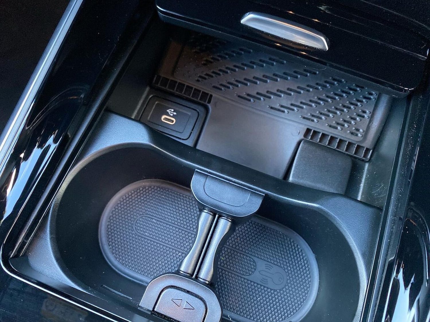 Used Mercedes-Benz GLB 2024 for sale - 76380300: Photo 32