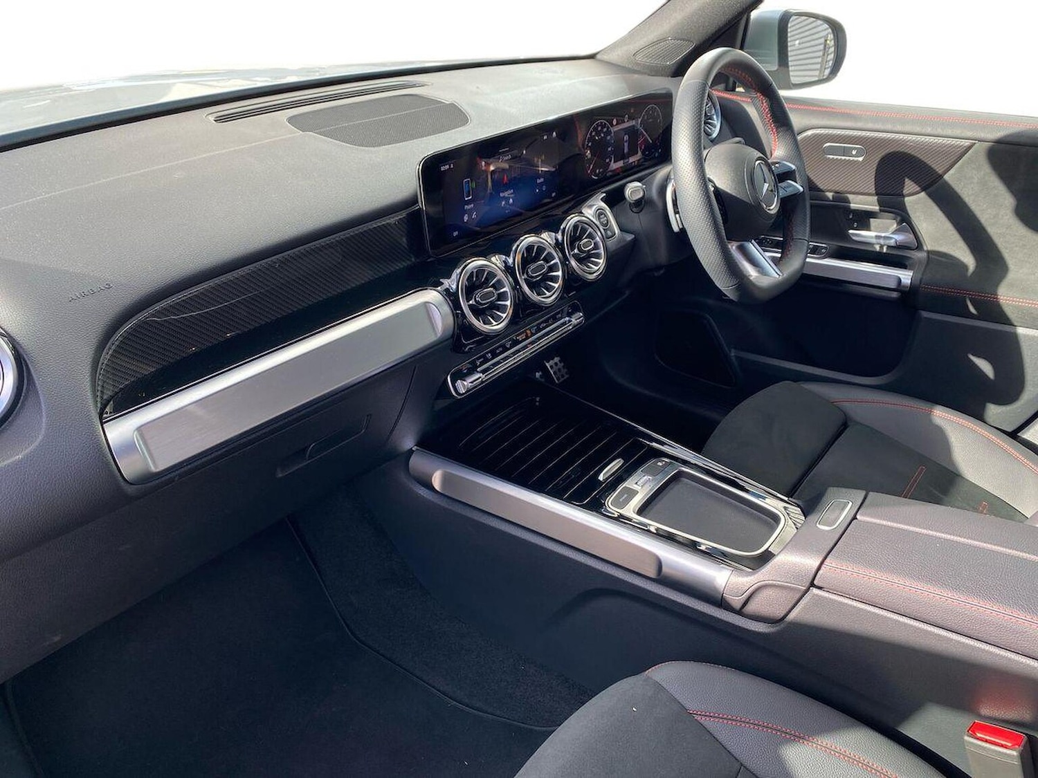 Used Mercedes-Benz GLB 2024 for sale - 76380300: Photo 7