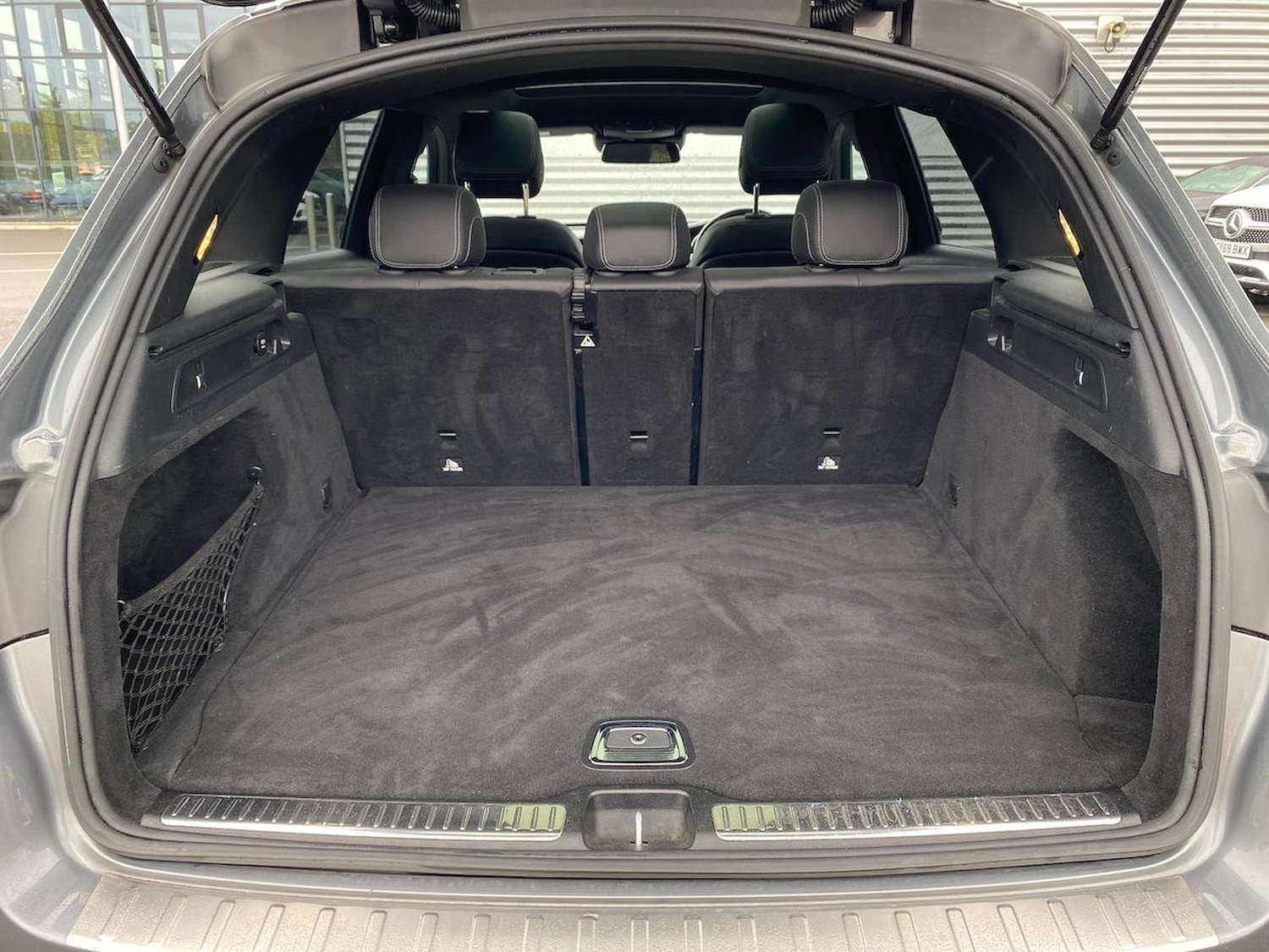 Used Mercedes-Benz GLC 2018 for sale - 76093599: Photo 17