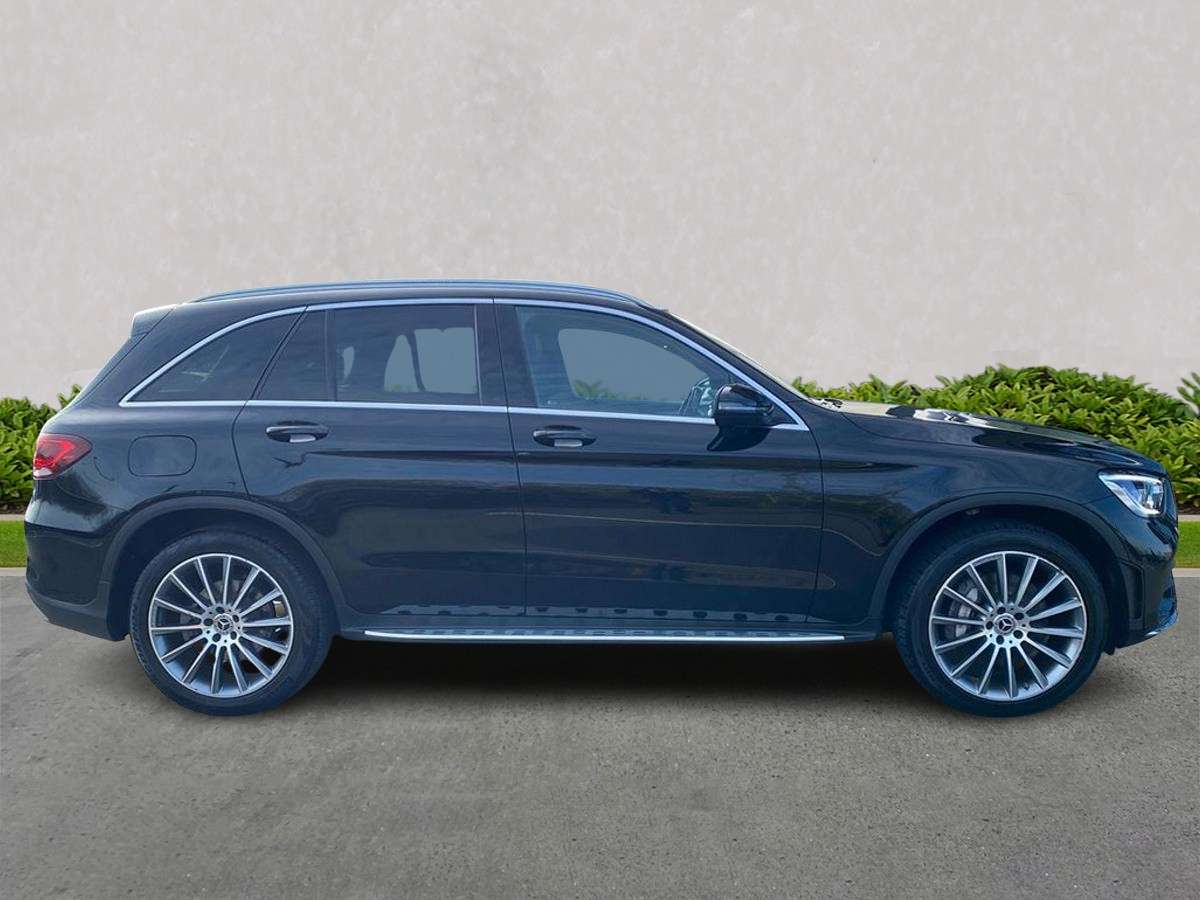 Used Mercedes-Benz GLC 2022 for sale - 78196115: Photo 2