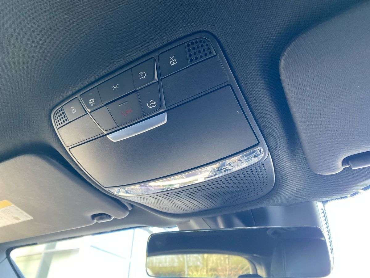 Used Mercedes-Benz GLC 2022 for sale - 78196115: Photo 26