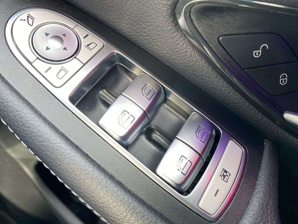 Used Mercedes-Benz GLC 2022 for sale - 78196115: Photo 30