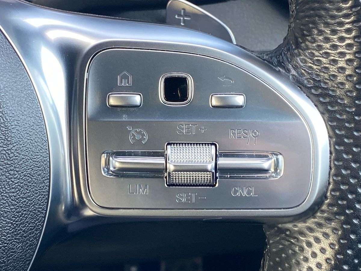 Used Mercedes-Benz GLC 2022 for sale - 78196115: Photo 36