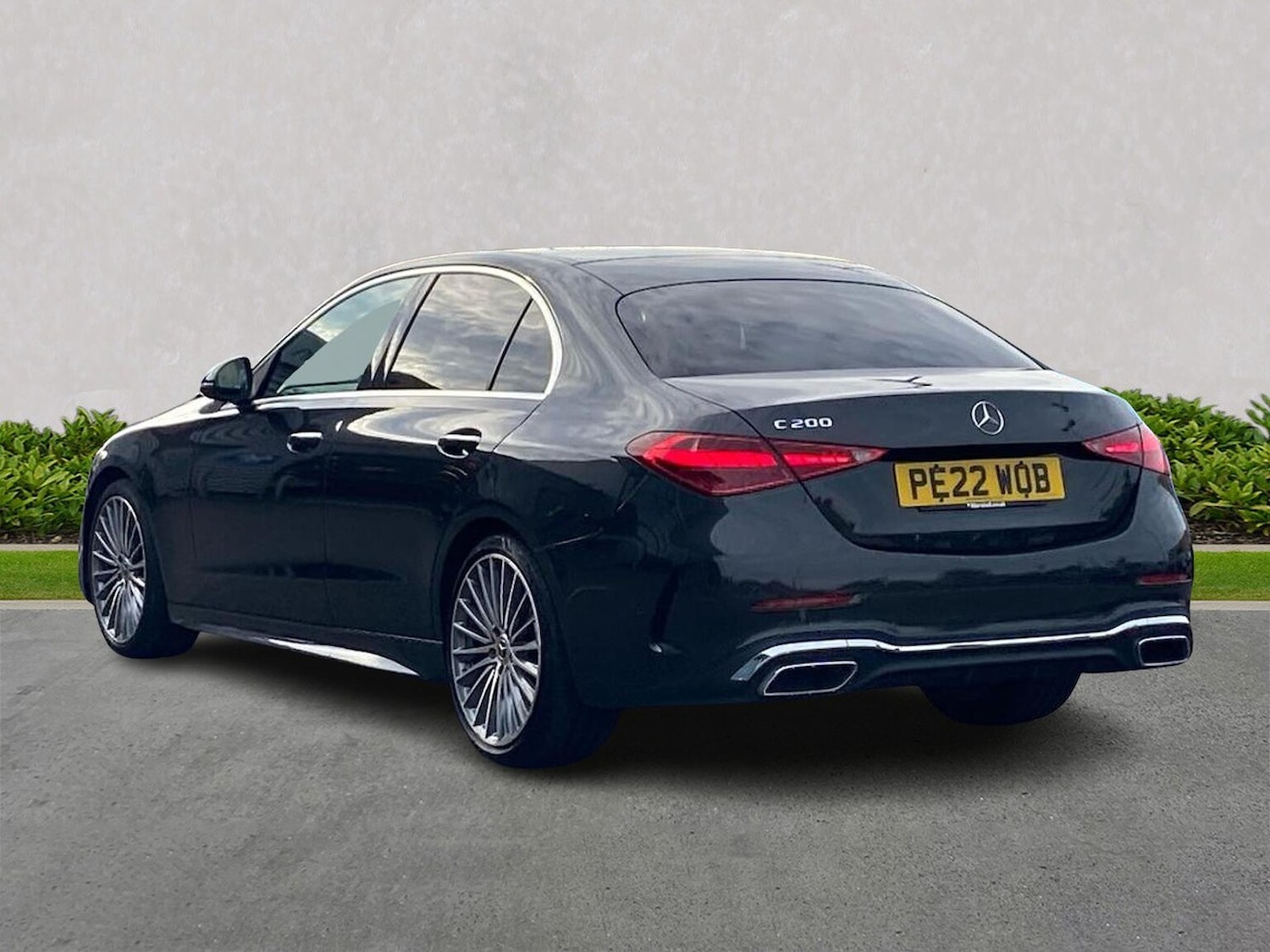 Used Mercedes-Benz C Class 2022 for sale - 76669232: Photo 2