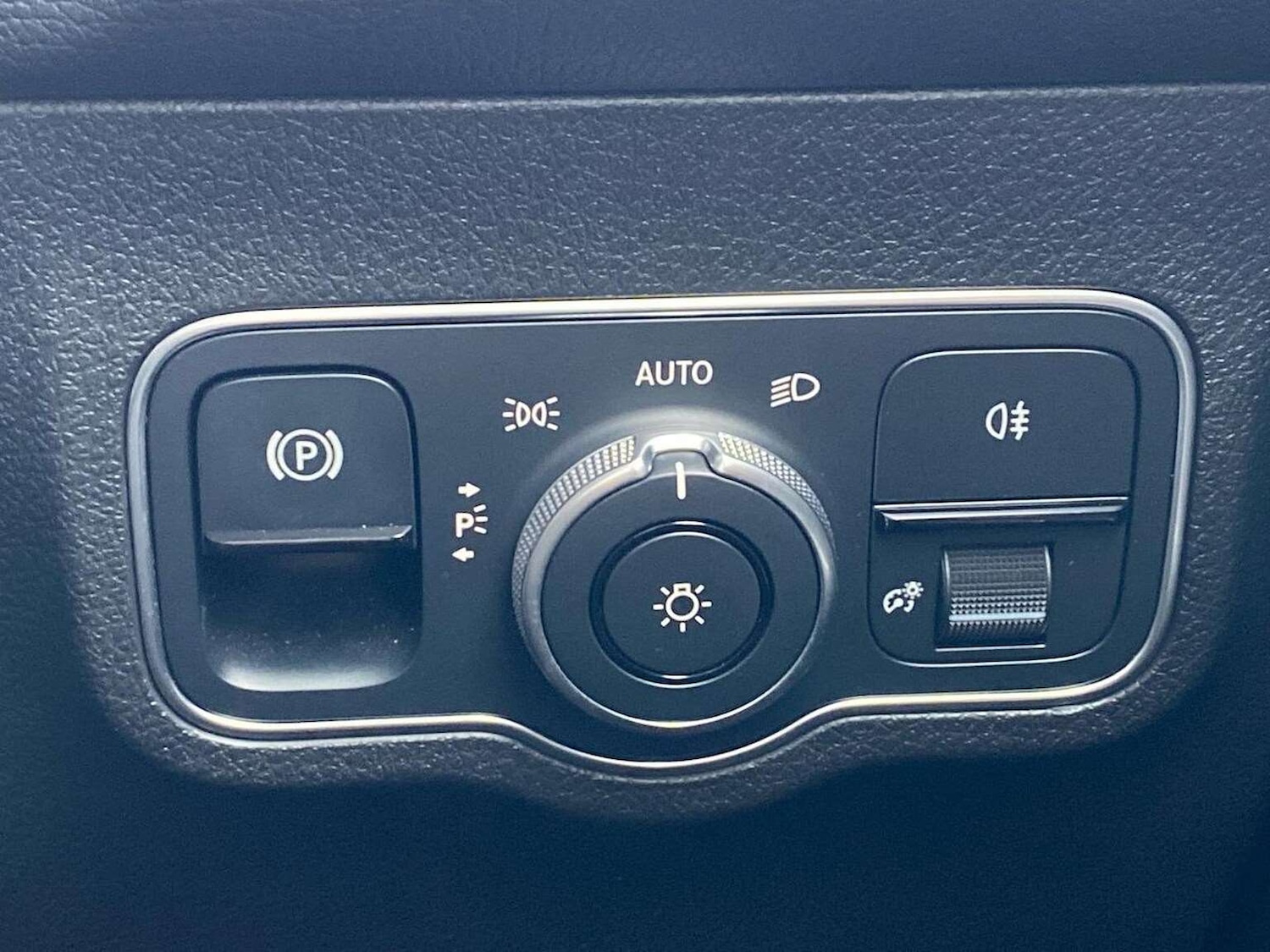 Used Mercedes-Benz GLB 2023 for sale - 77603682: Photo 22