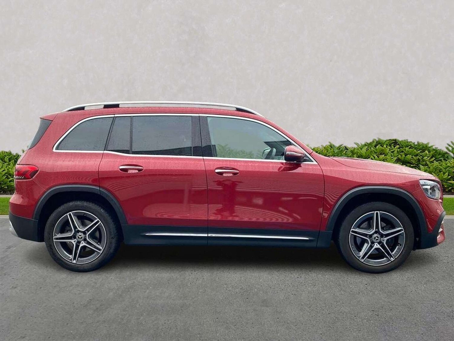 Used Mercedes-Benz GLB 2023 for sale - 77603682: Photo 3