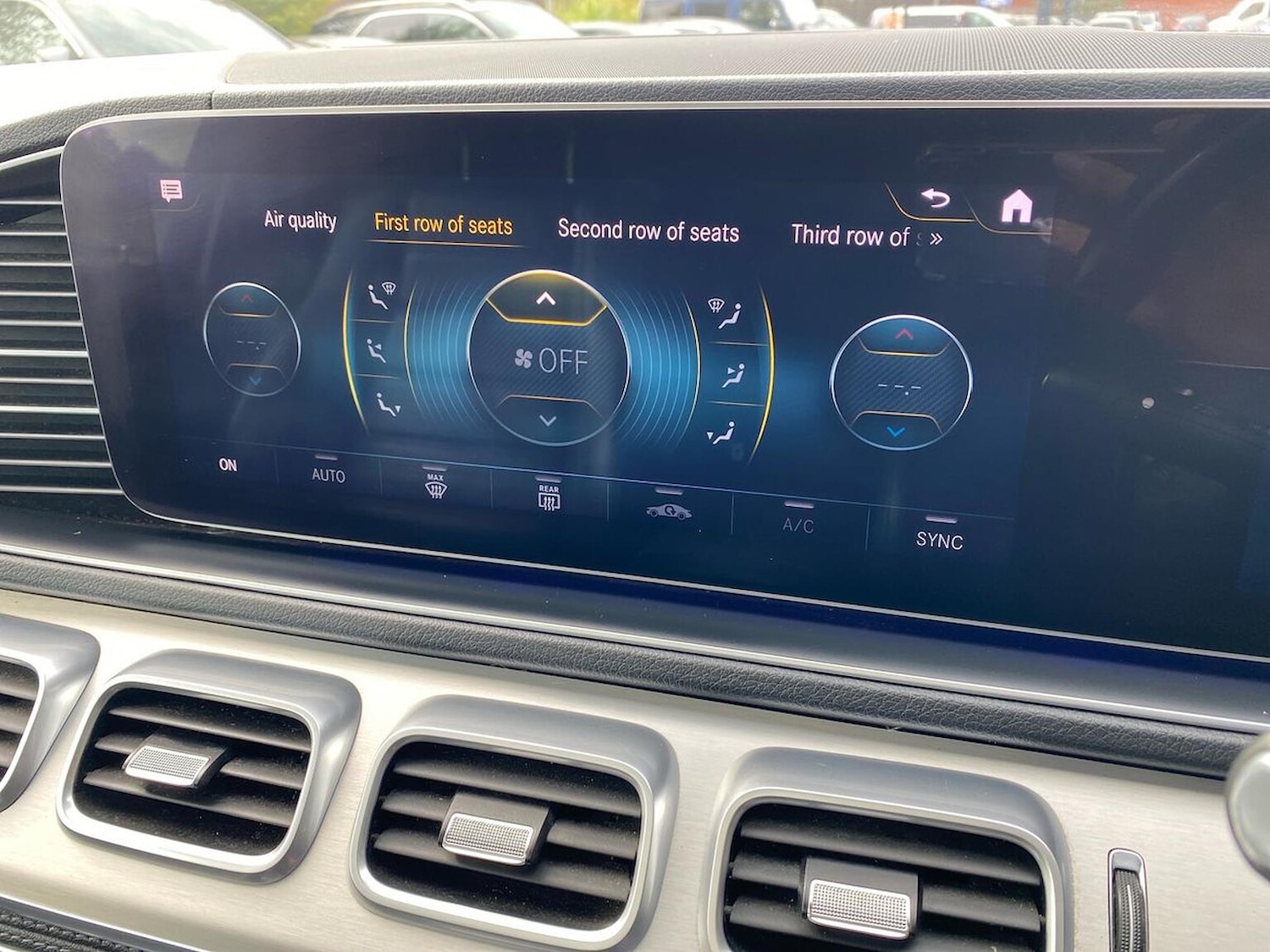 Used Mercedes-Benz GLS 2020 for sale - 76149412: Photo 12