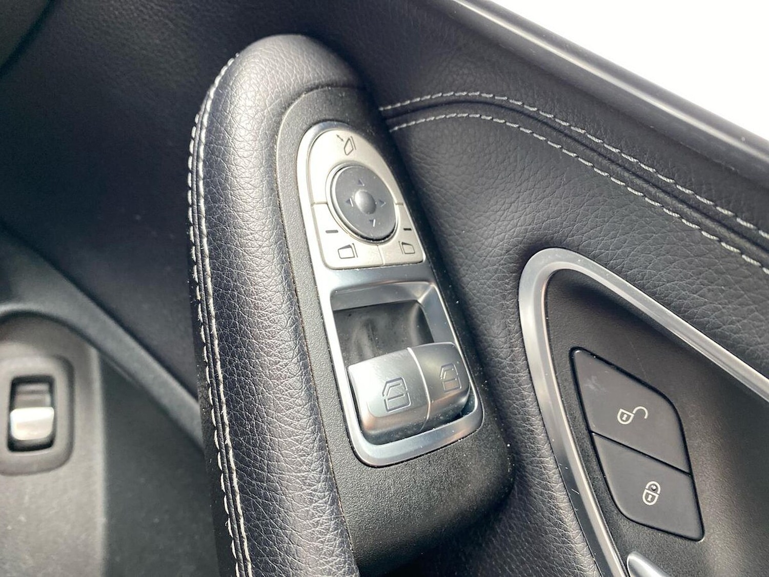 Used Mercedes-Benz C Class 2020 for sale - 76713205: Photo 21