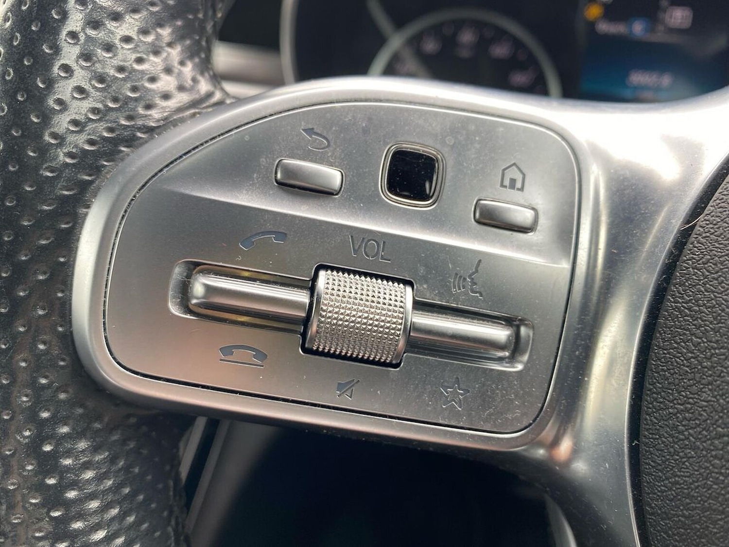 Used Mercedes-Benz C Class 2020 for sale - 76713205: Photo 26