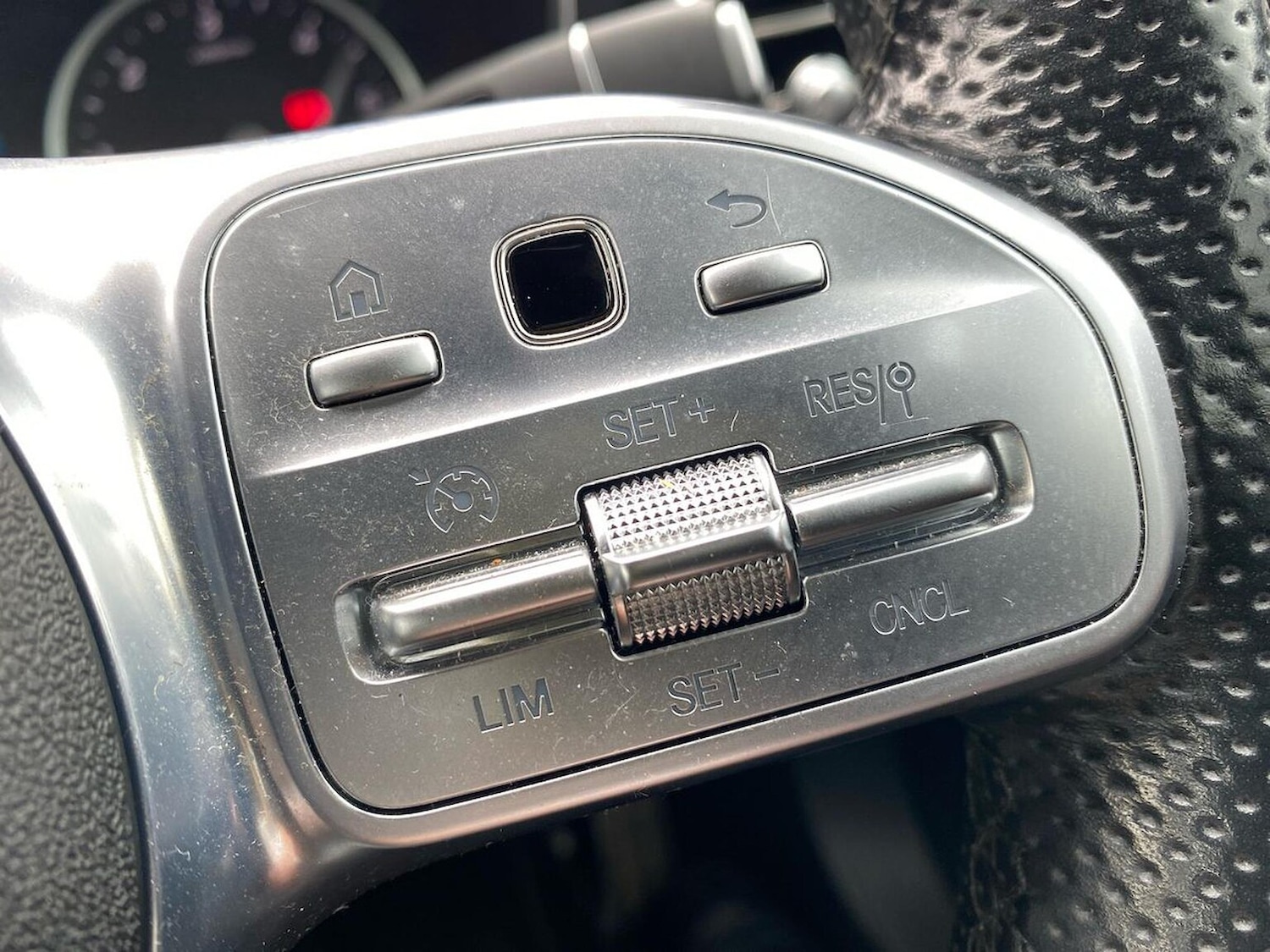 Used Mercedes-Benz C Class 2020 for sale - 76713205: Photo 27