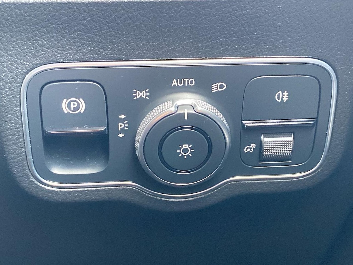 Used Mercedes-Benz GLA 2021 for sale - 76565437: Photo 22