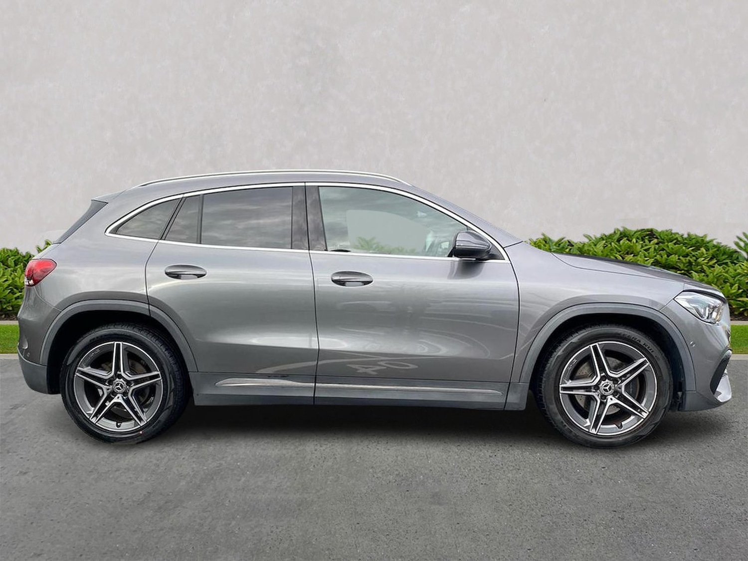 Used Mercedes-Benz GLA 2021 for sale - 76565437: Photo 3