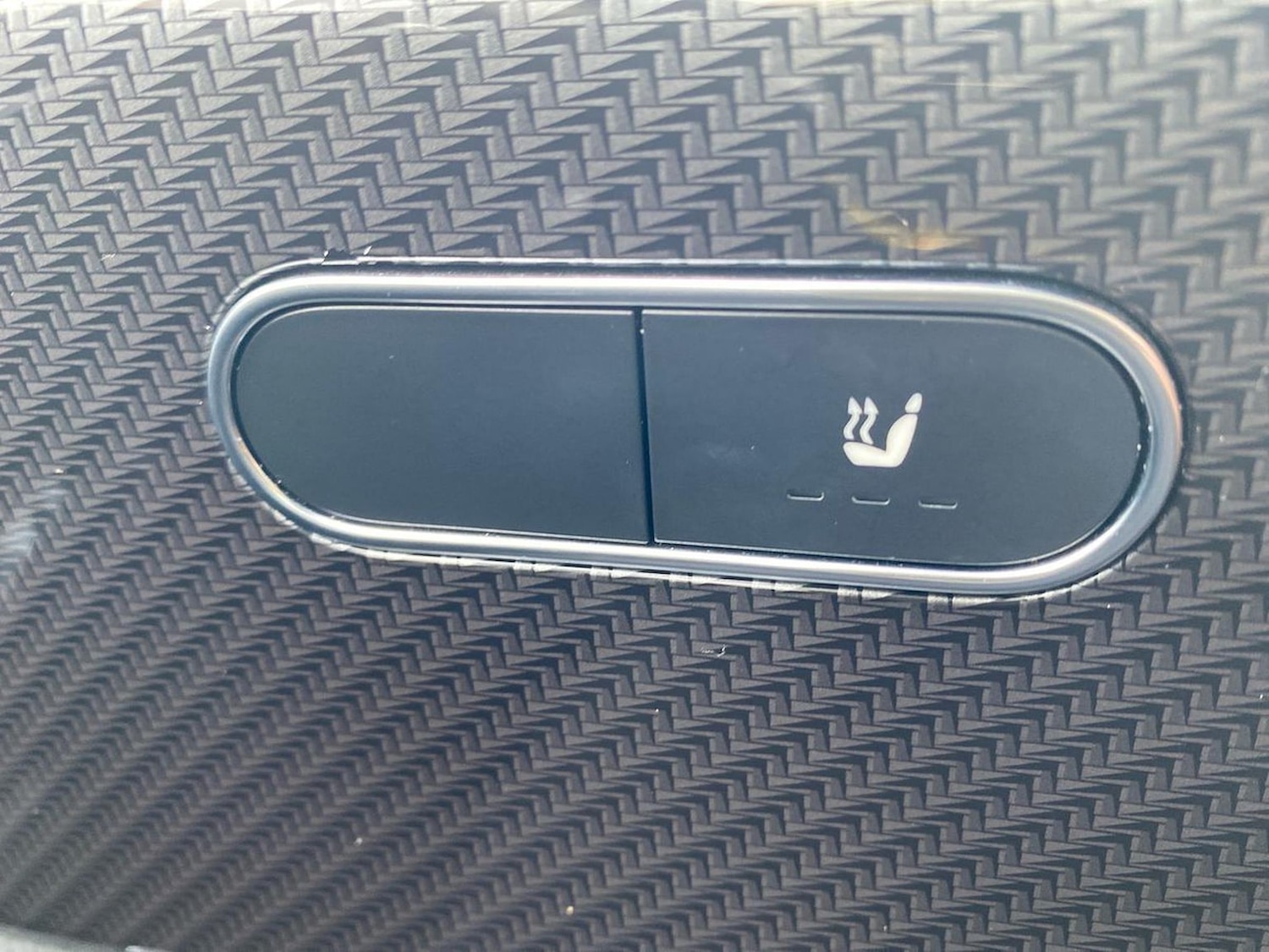 Used Mercedes-Benz GLA 2021 for sale - 76565437: Photo 30