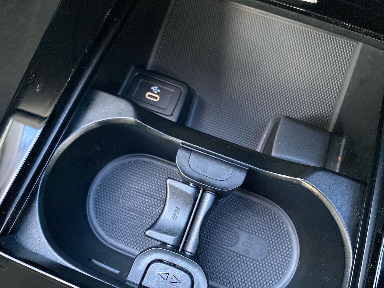 Used Mercedes-Benz CLA 2024 for sale - 76342937: Photo 32