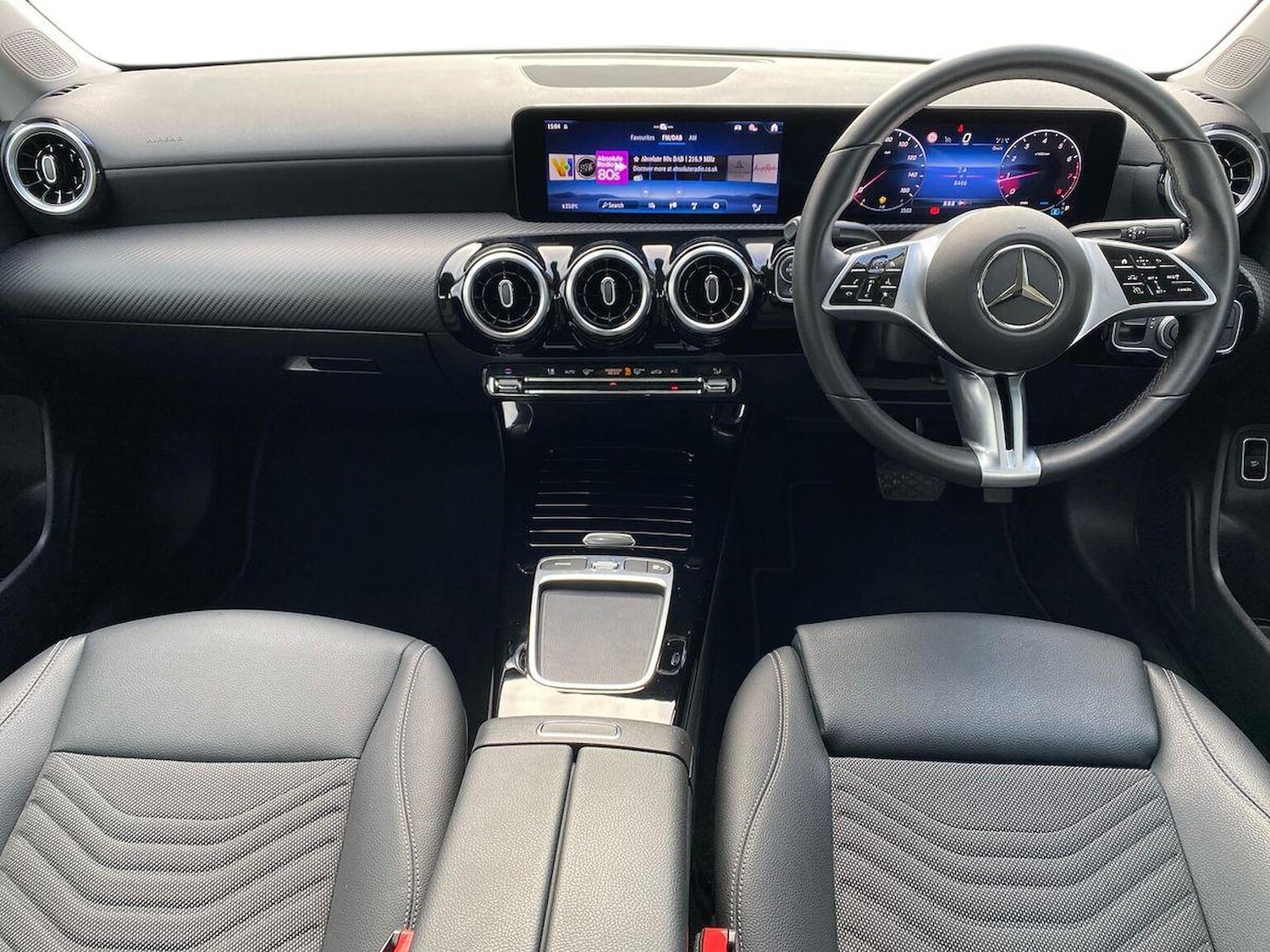 Used Mercedes-Benz CLA 2024 for sale - 76342937: Photo 8