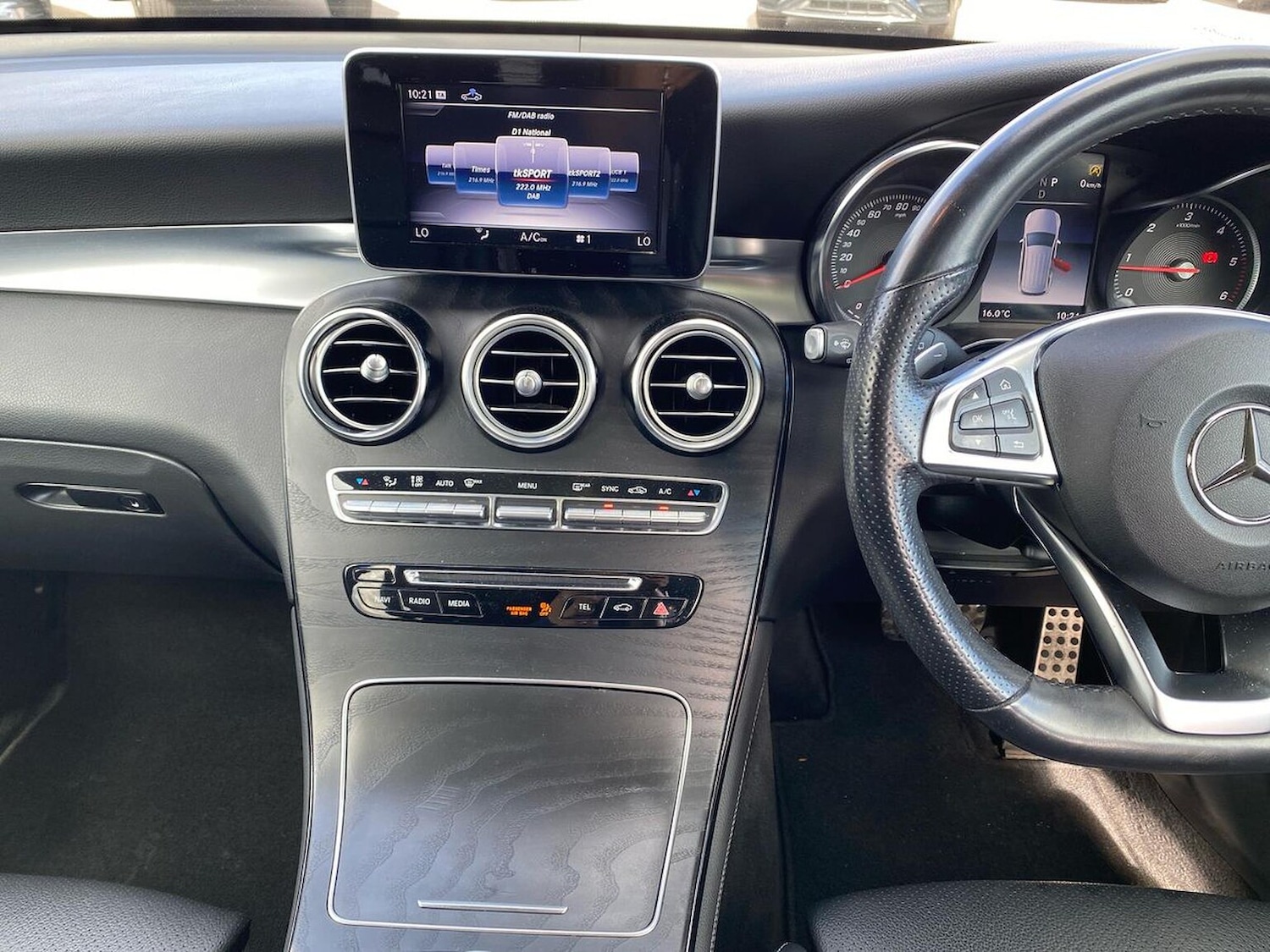 Used Mercedes-Benz GLC 2019 for sale - 75975323: Photo 13