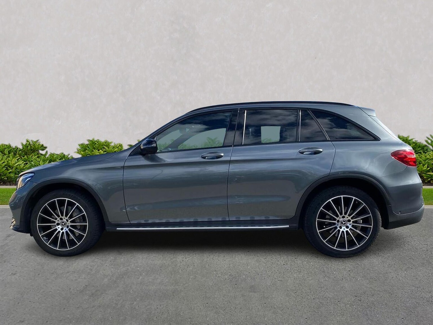 Used Mercedes-Benz GLC 2019 for sale - 75975323: Photo 19