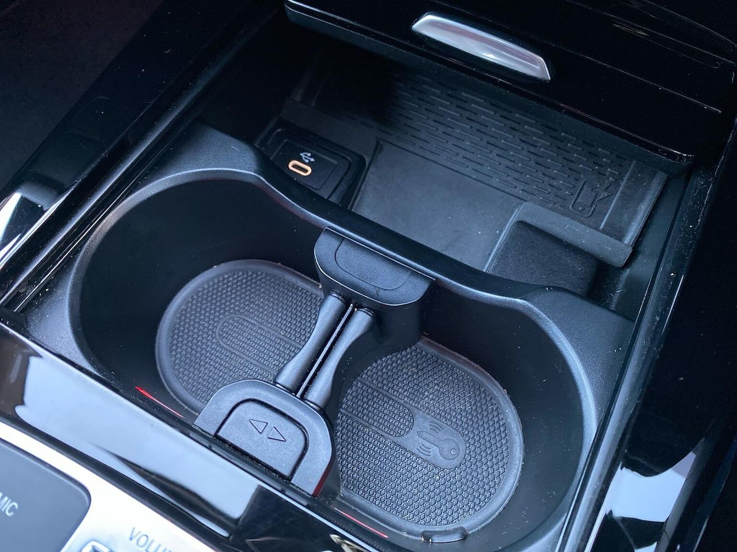 Used Mercedes-Benz CLA 2024 for sale - 76681706: Photo 32