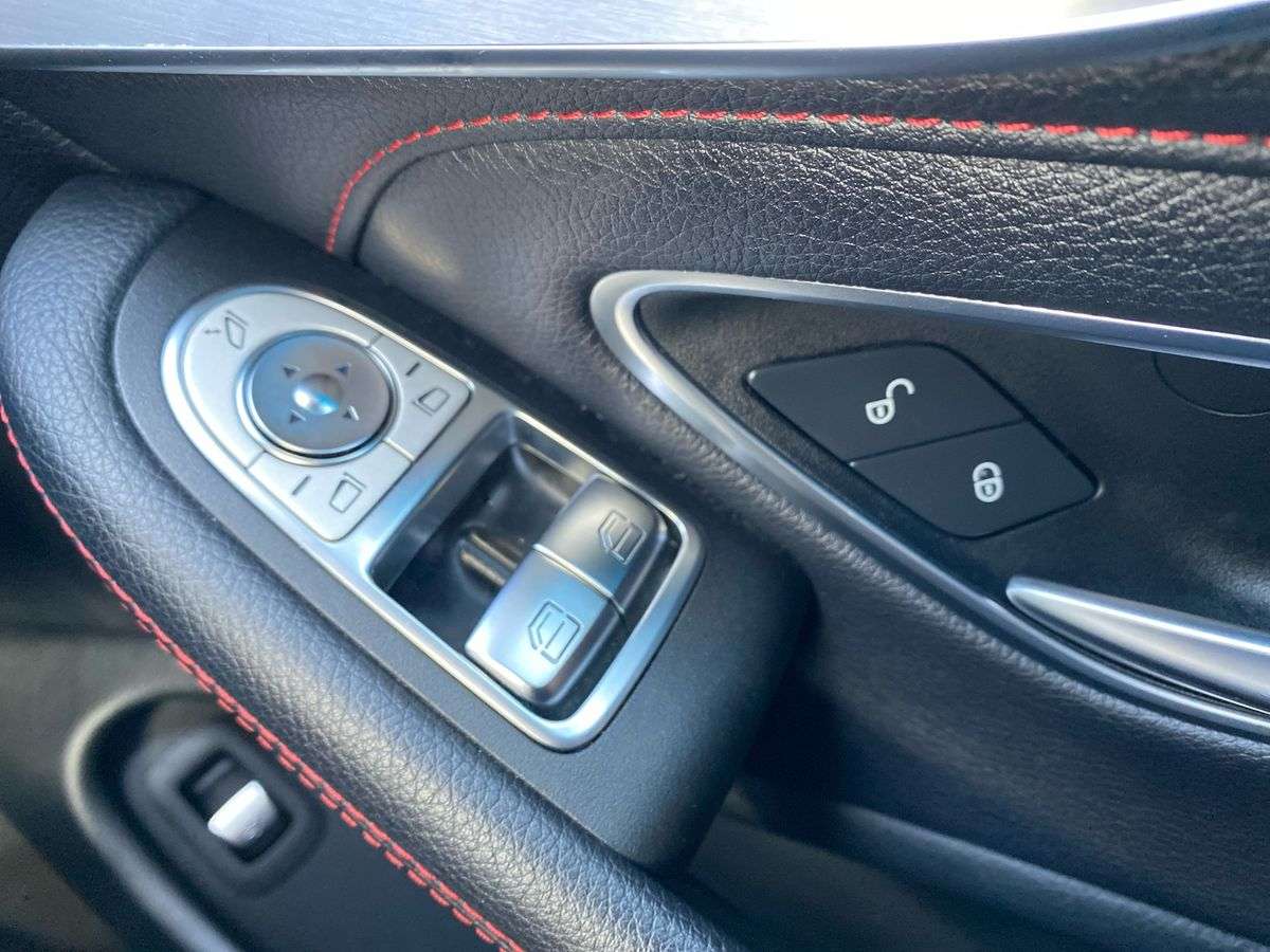 Used Mercedes-Benz C Class 2018 for sale - 78121869: Photo 33