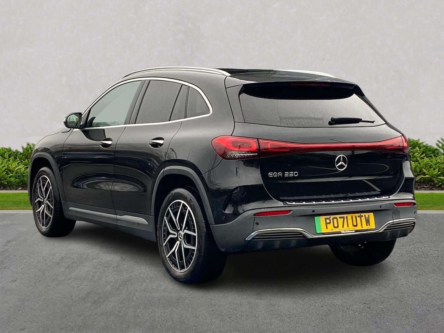 Used Mercedes-Benz EQA 2021 for sale - 77743225: Photo 2