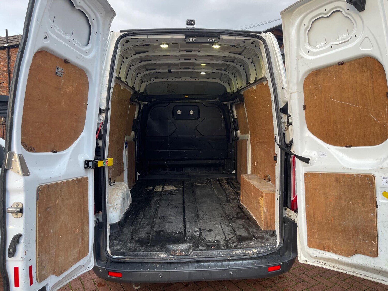 Used Ford Transit Custom 2016 for sale - 76512503: Photo 18