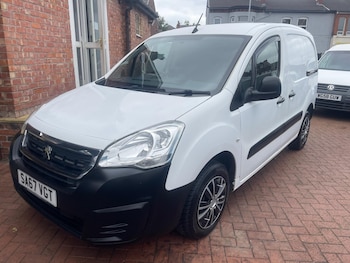 Used Peugeot Partner 2017 for sale - 79212411: Photo