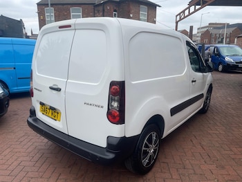 Used Peugeot Partner 2017 for sale - 79212411: Photo