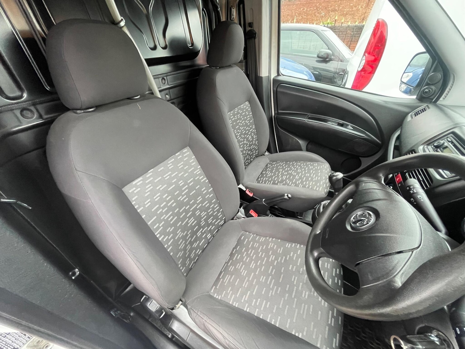 Used Vauxhall Combo 2013 for sale - 76988046: Photo 8